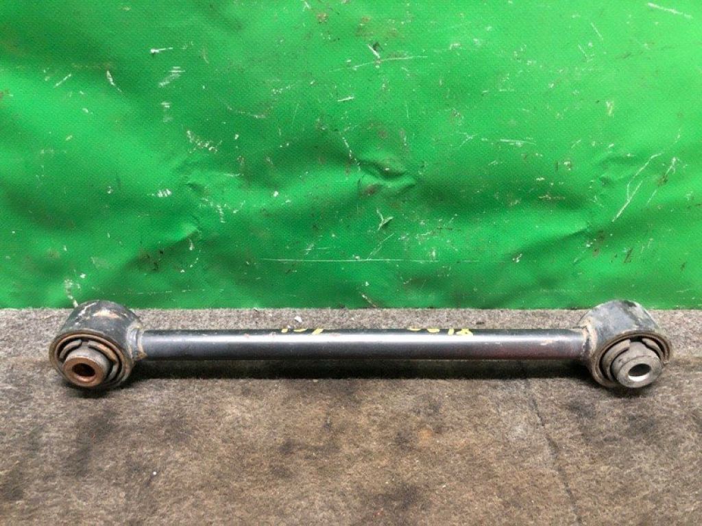 52350-SEC-A00 | Важіль задньої підвіски нижній поперечний прав. HONDA ACCORD CL7 / TSX 03-08