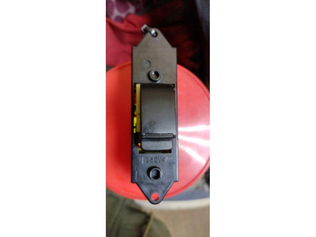 MR587944 | Кнопка склопідіймача задн. прав. MITSUBISHI LANCER X 10 07-15 - Фото 4