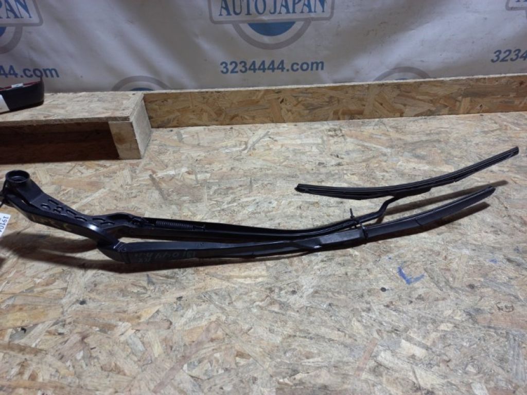 76600-TX6-A01 | Поводок стеклоочистителя передний ACURA ILX 12-16