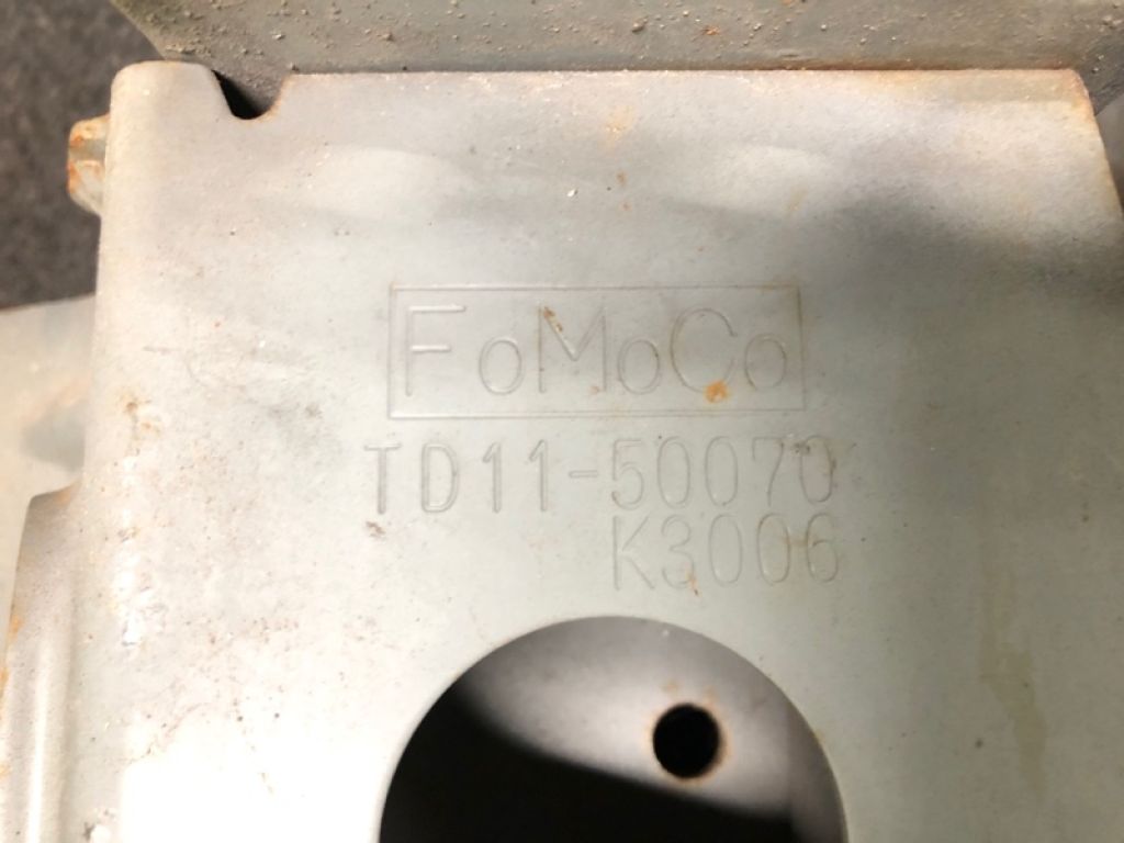 TD11-50-070B | Підсилювач переднього бампера MAZDA CX-9 06-16 - Фото 3