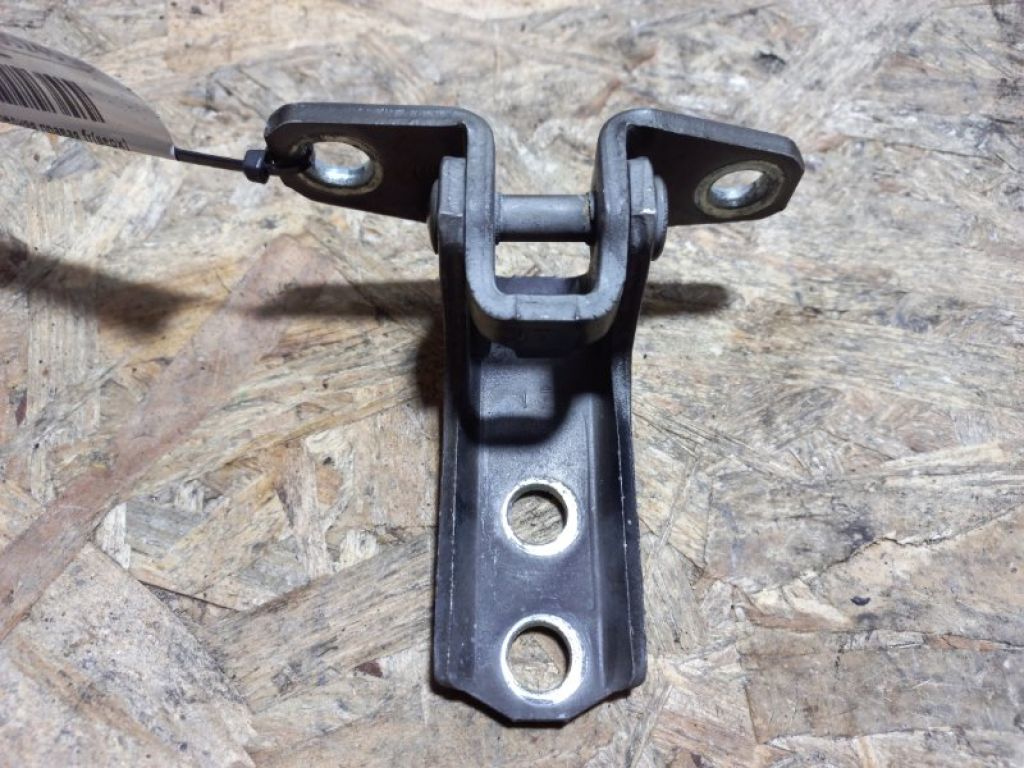 5702A006 | Петля двери верхняя передн. прав. MITSUBISHI LANCER X 10 07-15 - Фото 3