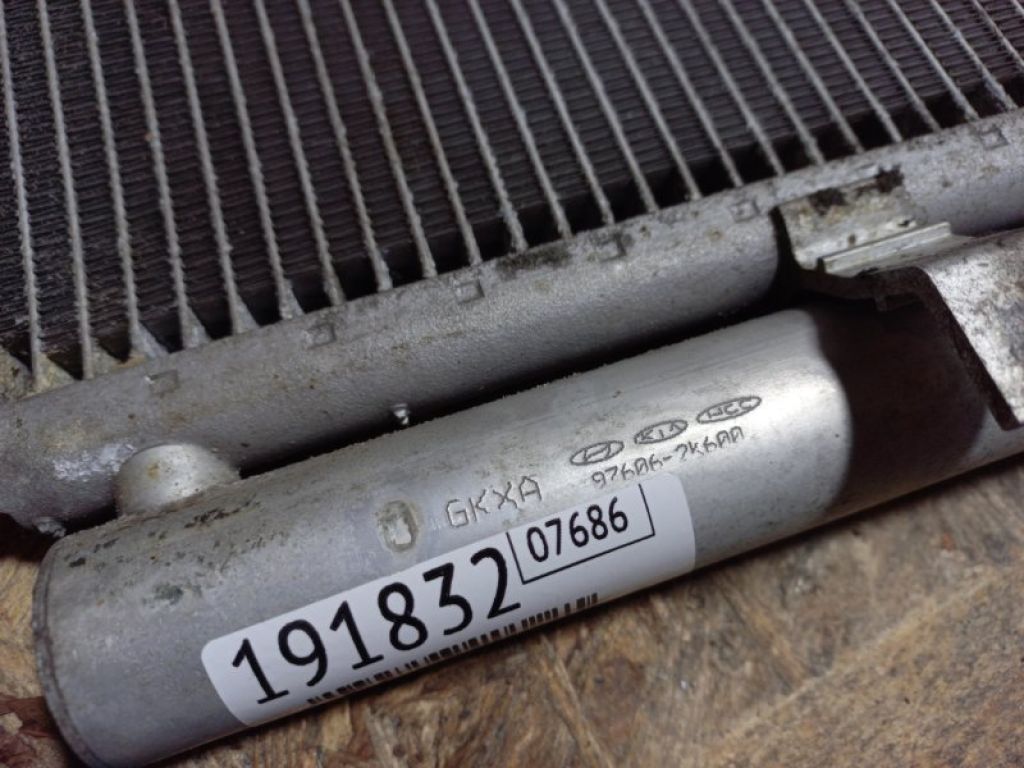 97606-2K600 | Радіатор кондиціонера KIA SOUL AM 08-13 - Фото 2