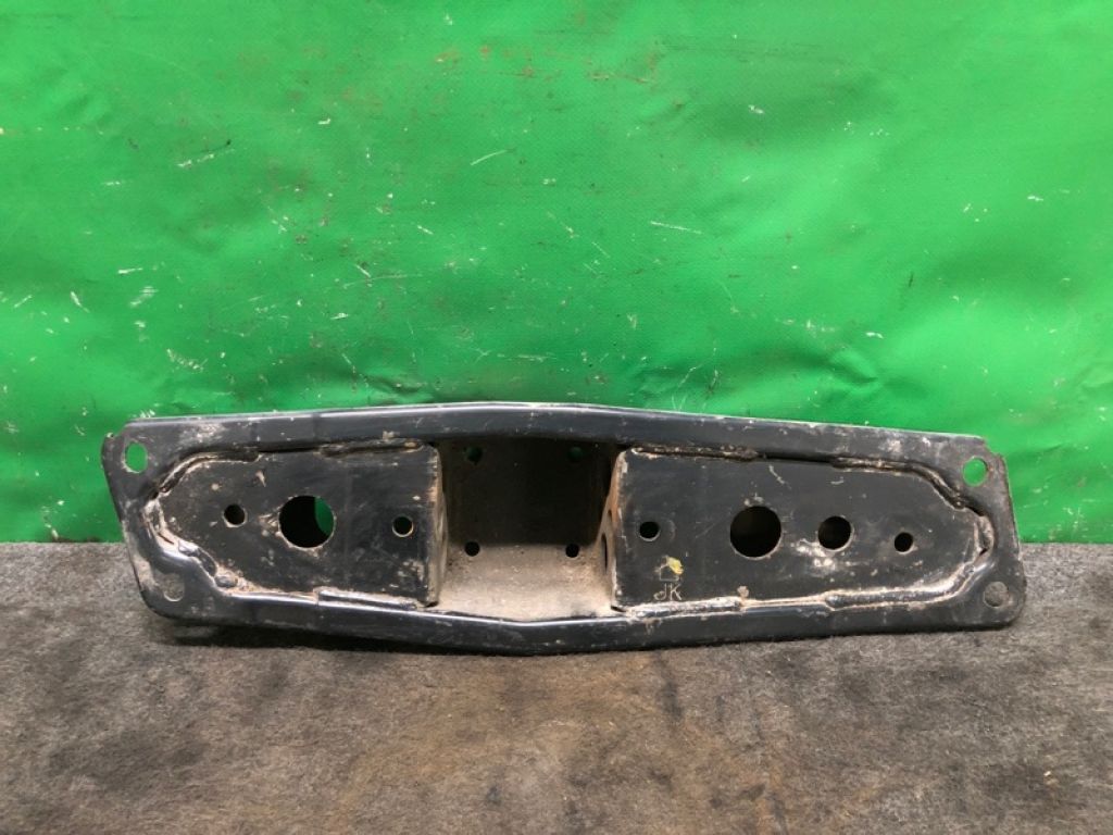 11331-JK000 | Кронштейн КПП INFINITI G25/G35/G37/Q40 06-14