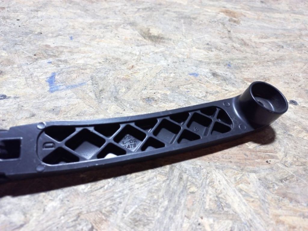 98302-B2000 | Повідець склоочисника передній прав. KIA SOUL PS 13-19 - Фото 2