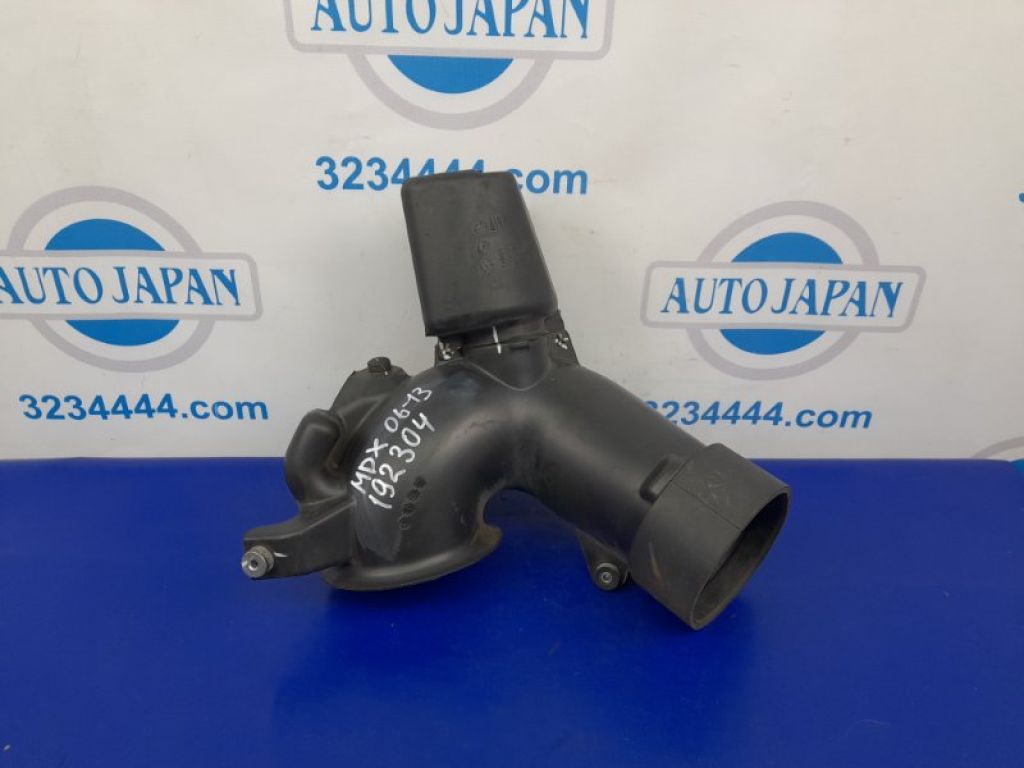 17230-RYE-A00 | Резонатор воздушного фильтра ACURA MDX (YD2) 06-13