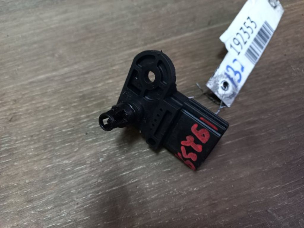 L301-18-211B | Датчик абсолютного давления (MAP sensor) MAZDA 3 BL 09-13