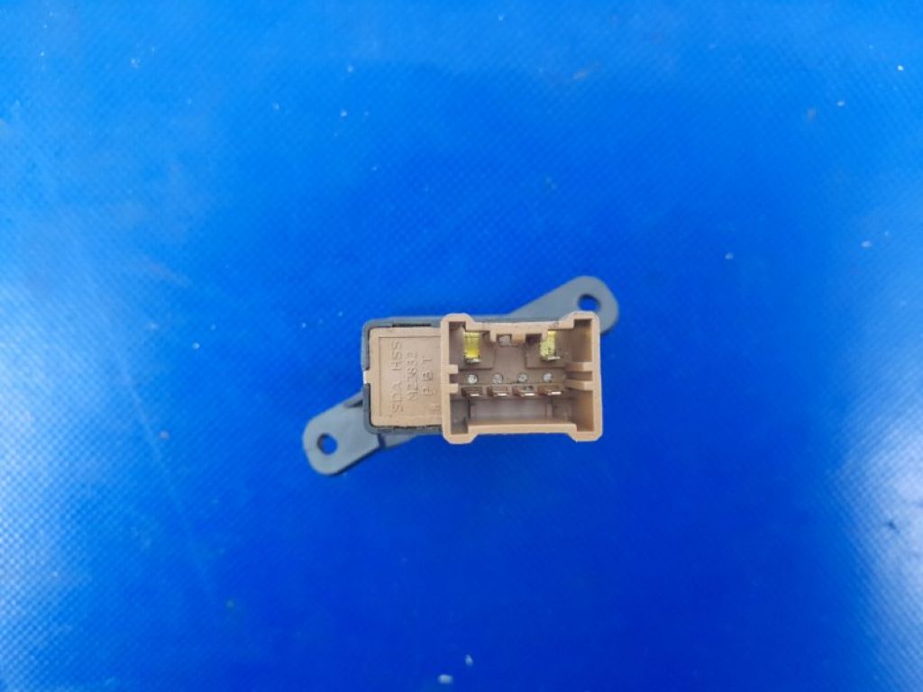 35600-STX-A02ZA | Кнопка обогрева сидений прав. ACURA MDX (YD2) 06-13 - Фото 3