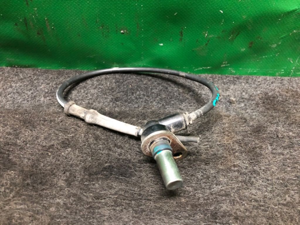 L214-43-71YF | Датчик ABS задн. прав. MAZDA CX-9 06-16