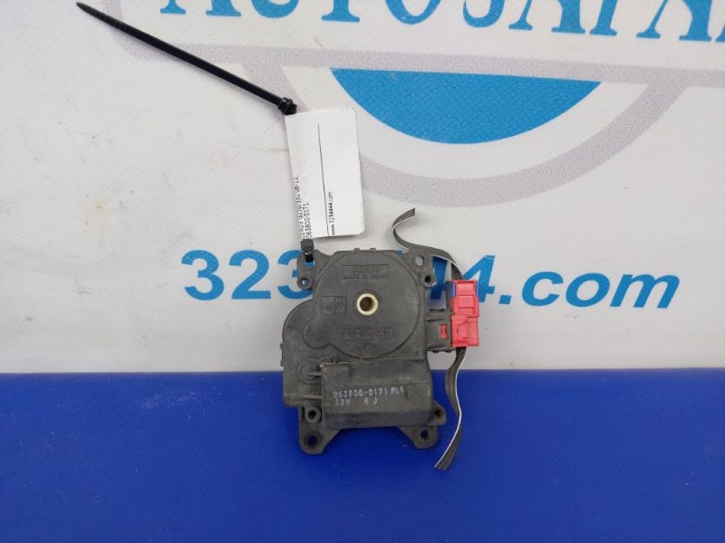 87106-30440 | Моторчик заслонки печки LEXUS IS250/350 05-13