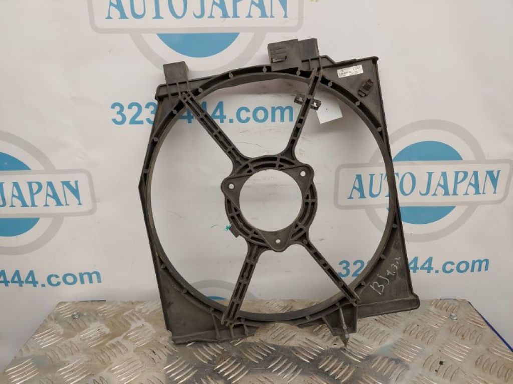 ZM05-15-210A | Дифузор вентилятора основного радіатора MAZDA 323 BJ 98-2003 - Фото 3