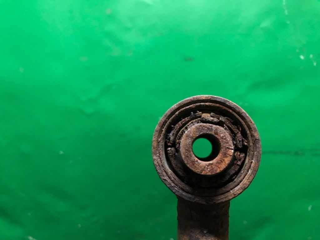 46300-57L10 | Рычаг задней подвески поперечный нижний лев. SUZUKI KIZASHI 09-14 - Фото 4