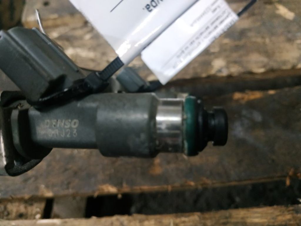 16450-R70-A01 | Форсунка топливная ACURA RDX 12-19