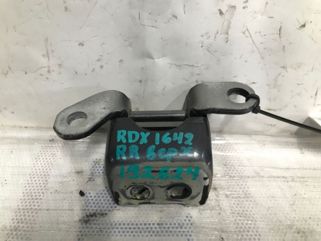 67910-SNE-A01ZZ | Петля двери верхняя задн. прав. ACURA RDX 12-19
