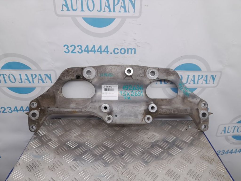 50680-TL1-E00 | Кріплення балки підвіски HONDA ACCORD CU8 / TSX 08-14