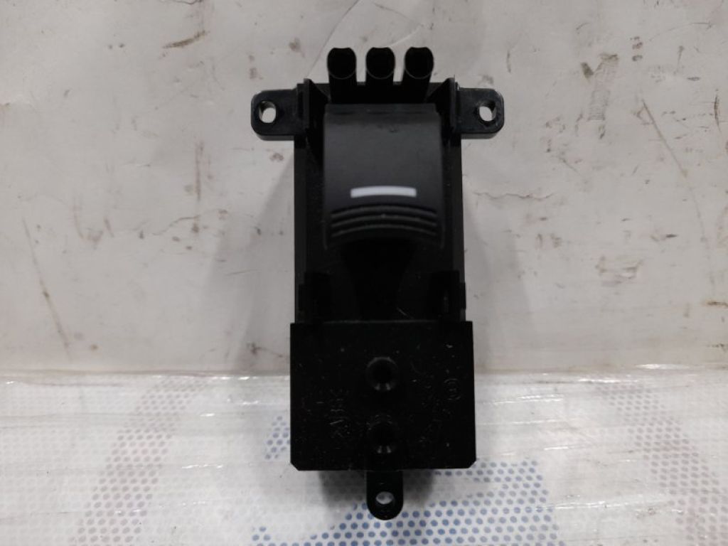 35770-TK4-A01 | Кнопка стеклоподъемника задн. лев. ACURA RDX 12-19