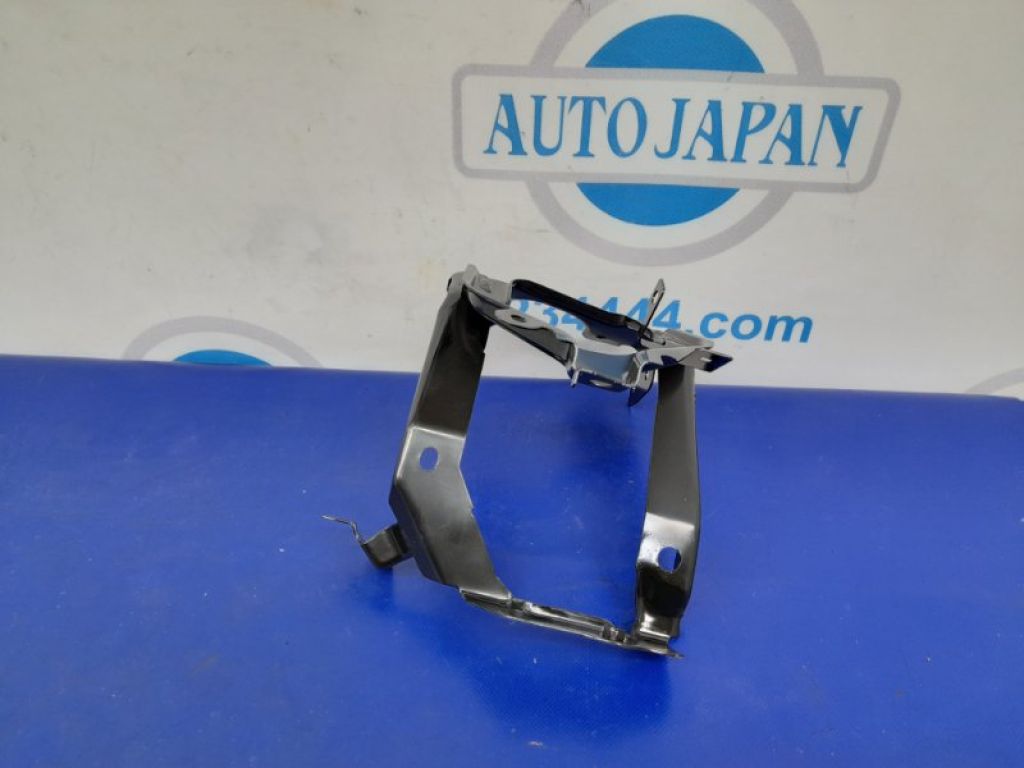 48911-60020 | Кронштейн кріплення компресора пневмопідвіски LEXUS GX470 02-09 - Фото 3