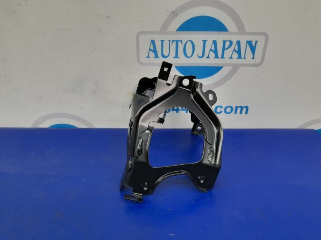 48911-60020 | Кронштейн кріплення компресора пневмопідвіски LEXUS GX470 02-09 - Фото 4