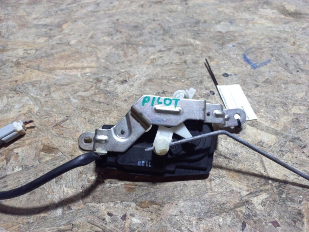 74811-SZA-A01 | Замок скла кришки багажника HONDA PILOT 08-15 - Фото 3