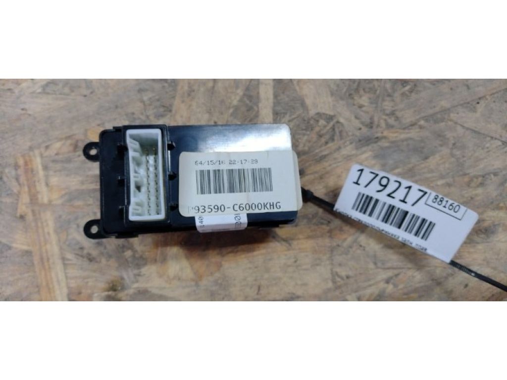 93581-C5000 | Кнопка склопідіймача задн. прав. KIA SORENTO UM 14- - Фото 3