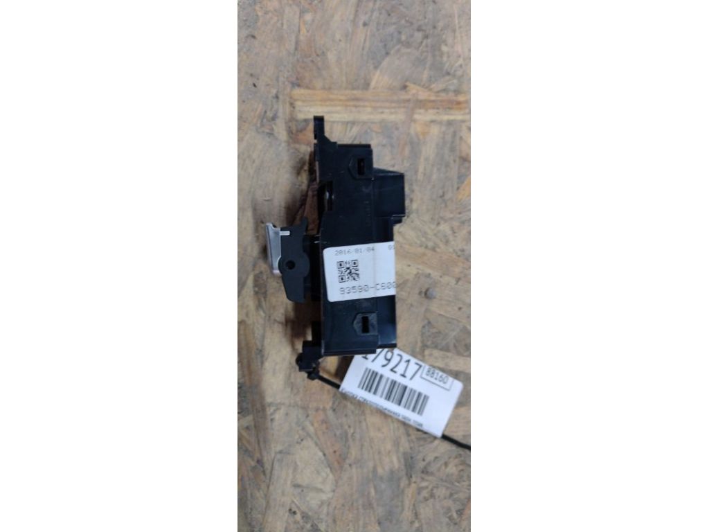 93581-C5000 | Кнопка склопідіймача задн. прав. KIA SORENTO UM 14- - Фото 4