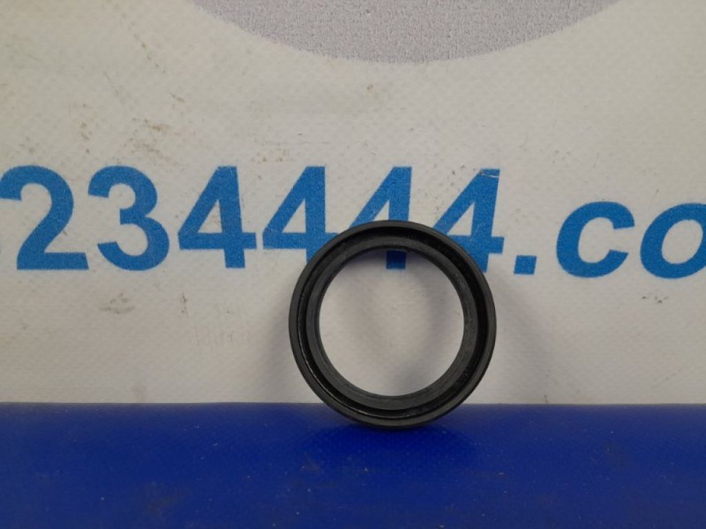 B001-26-154B | Сальник маточини задн. MAZDA 323 BF 85-89