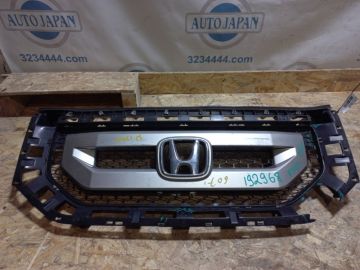Решетка радиатора HONDA PILOT 08-15
