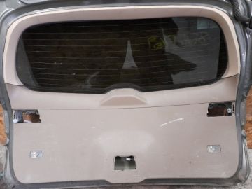 Обшивка кришки багажника ACURA MDX (YD2) 06-13