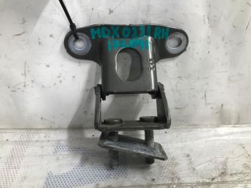 Петля кришки багажника прав. ACURA MDX (YD2) 06-13