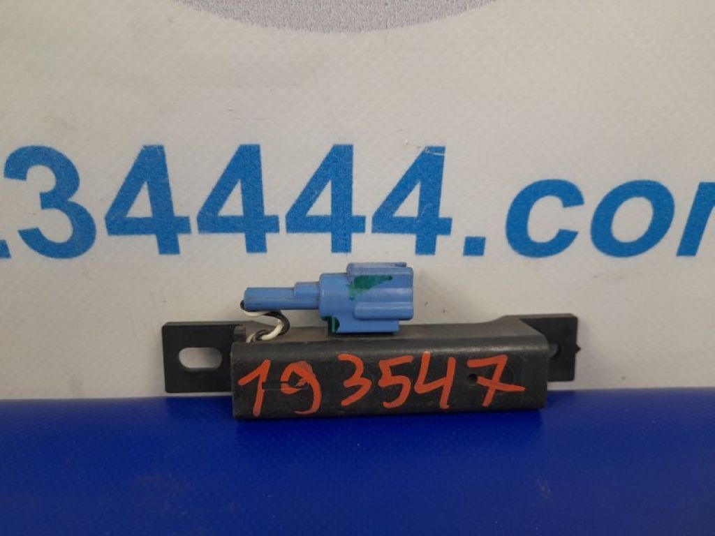 285E4-C990A | Антена NISSAN JUKE 10-19