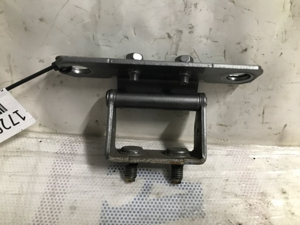 90400-CG000 | Петля кришки багажника прав. INFINITI FX S50 03-08 - Фото 2