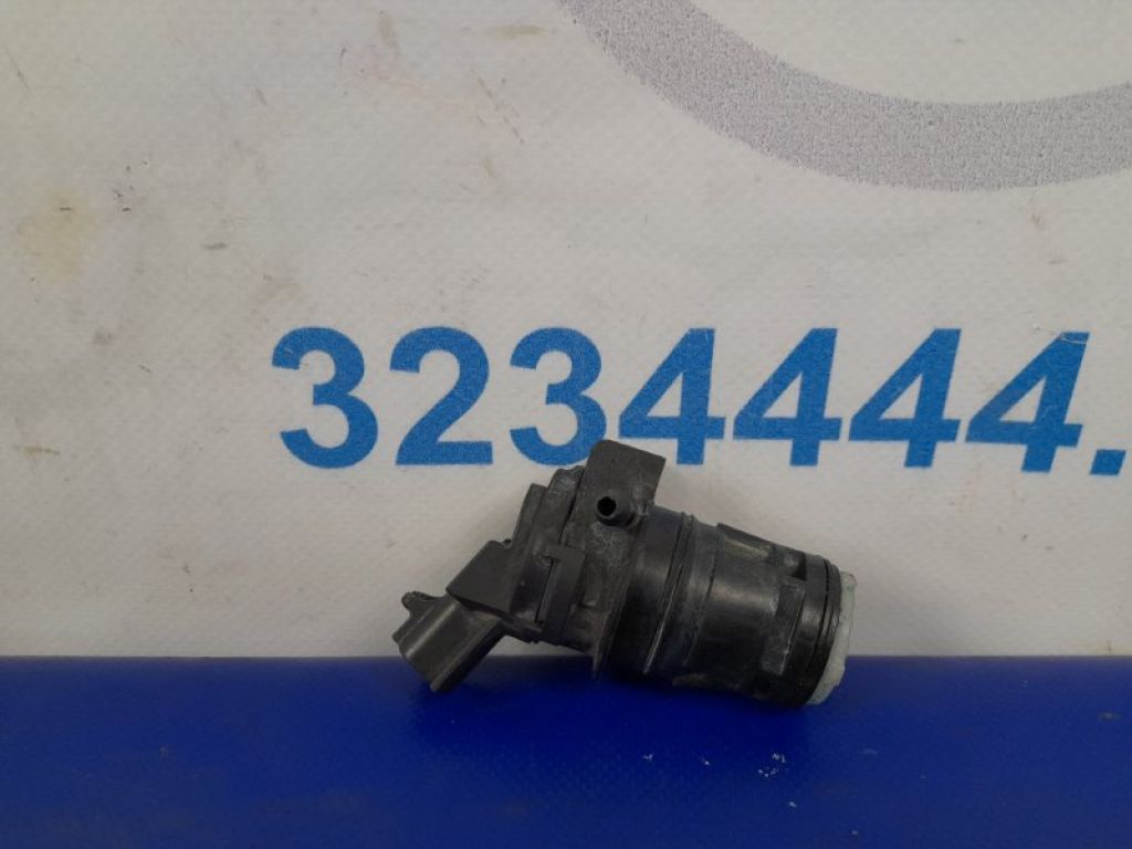 85330-AE010 | Насос омывателя стекла TOYOTA SIENNA 03-10 - Фото 2