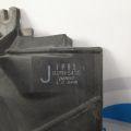 FP85-15-025A | Дифузор вентилятора основного радіатора MAZDA PREMACY 98-03 - Прев'ю 3