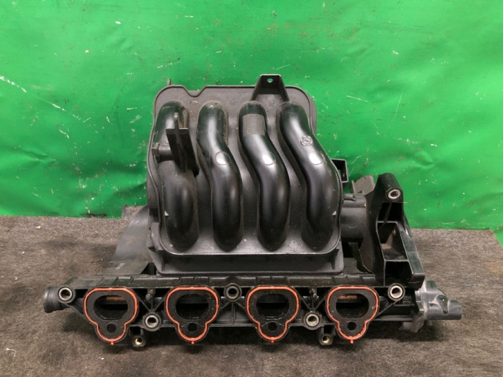 ZJ01-13-100B | Колектор впускний MAZDA 3 BK 03-08 - Фото 4
