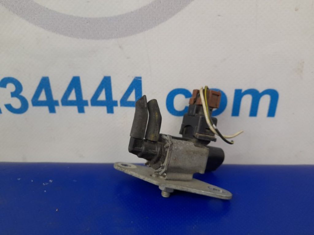 MR160676 | Клапан електромагнітний (вакуумний) MITSUBISHI OUTLANDER XL 05-13 - Фото 2