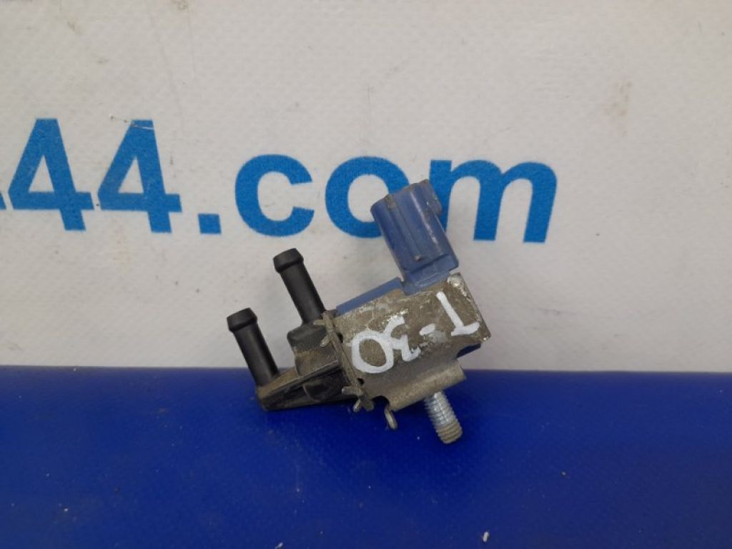 14930-AH10A | Клапан електромагнітний (вакуумний) NISSAN X-TRAIL T30 01-07