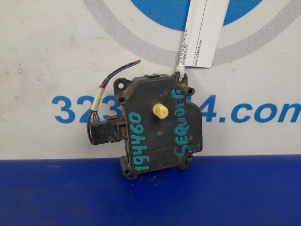 87106-07140 | Моторчик заслонки печки TOYOTA SEQUOIA 01-07 - Фото 2