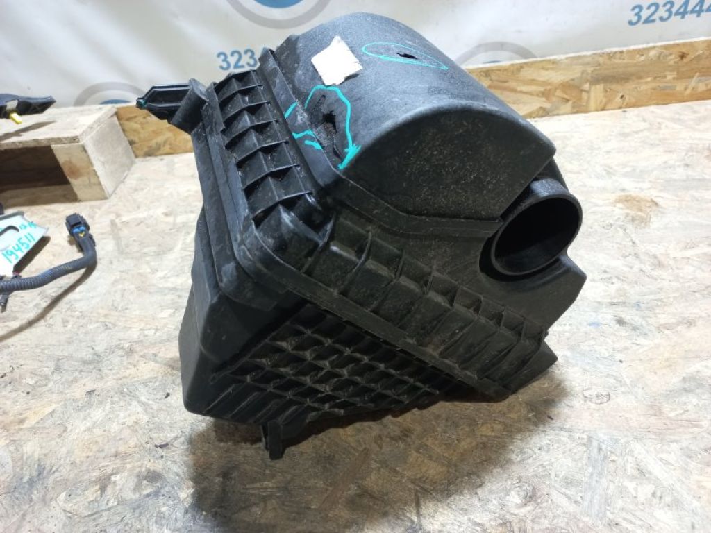 28110-C6100 | Корпус воздушного фильтра KIA SORENTO UM 14- - Фото 3