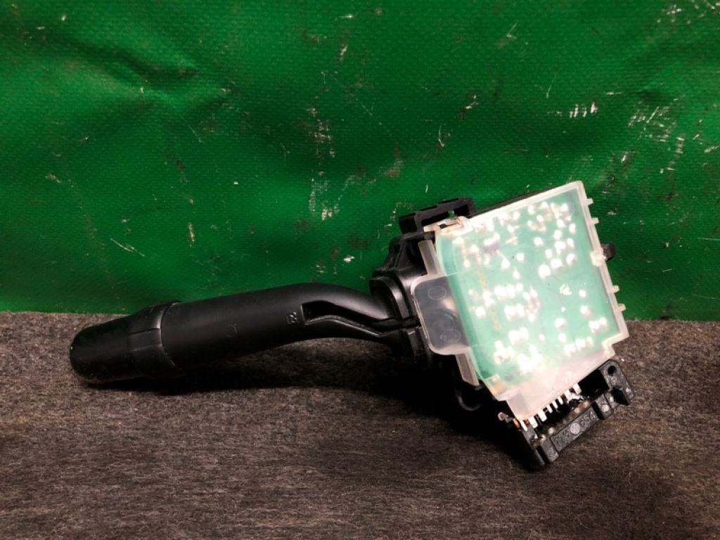 84652-06091 | Підрульовий перемикач прав. TOYOTA CAMRY 30 02-06 - Фото 3