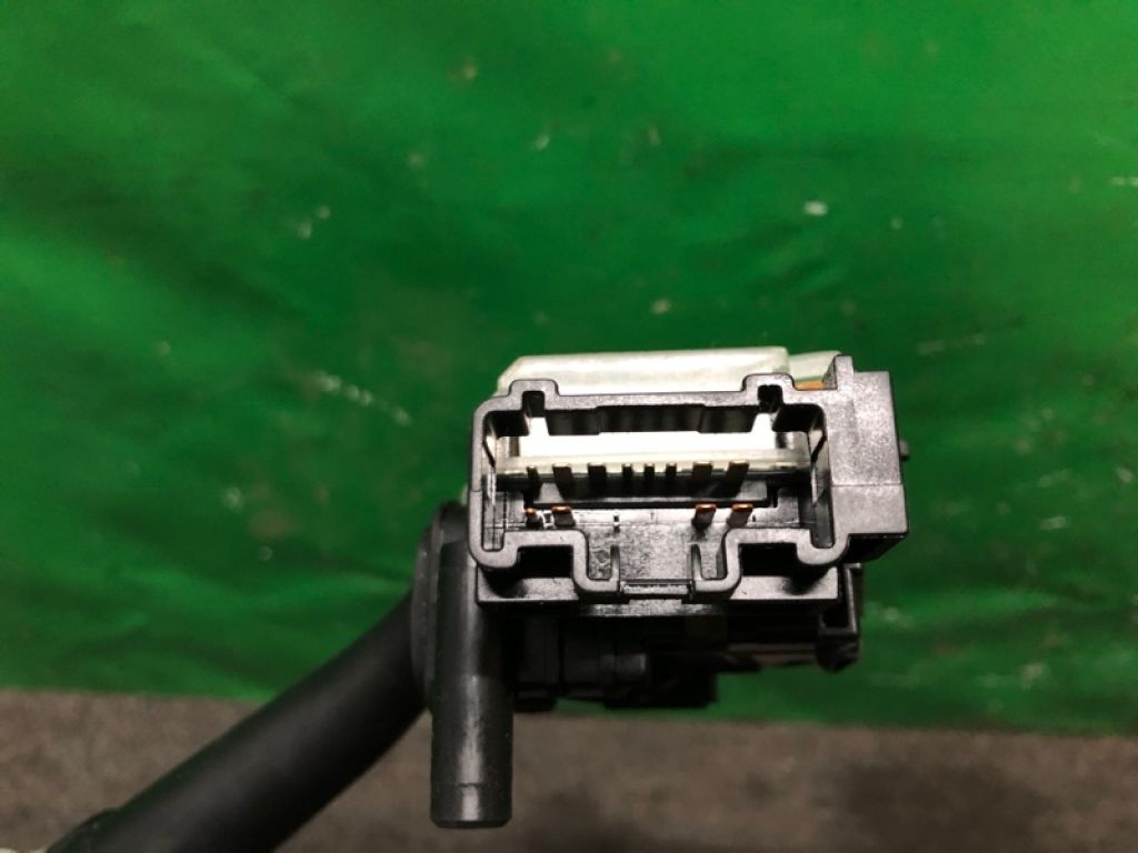 84652-06091 | Підрульовий перемикач прав. TOYOTA CAMRY 30 02-06 - Фото 4