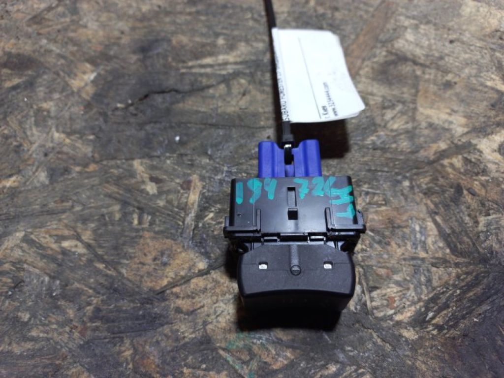 83245SG010 | Кнопка обігріву сидінь лів. SUBARU FORESTER 12-19 - Фото 3
