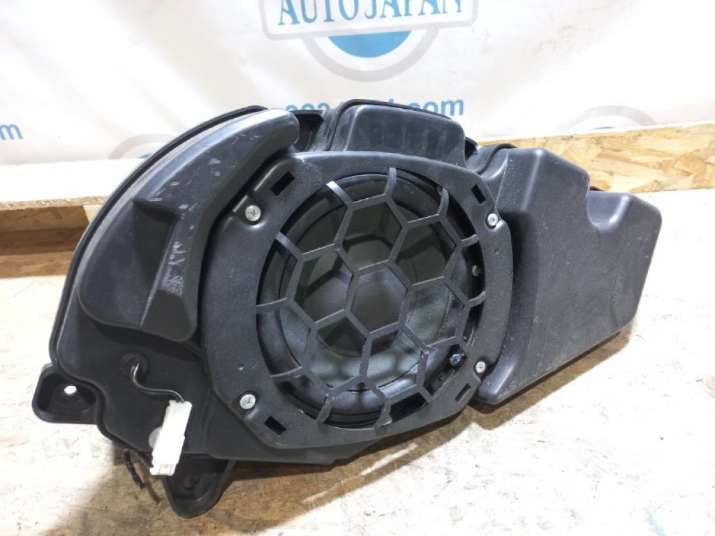39120-TX4-A01 | Сабвуфер ACURA RDX 12-19