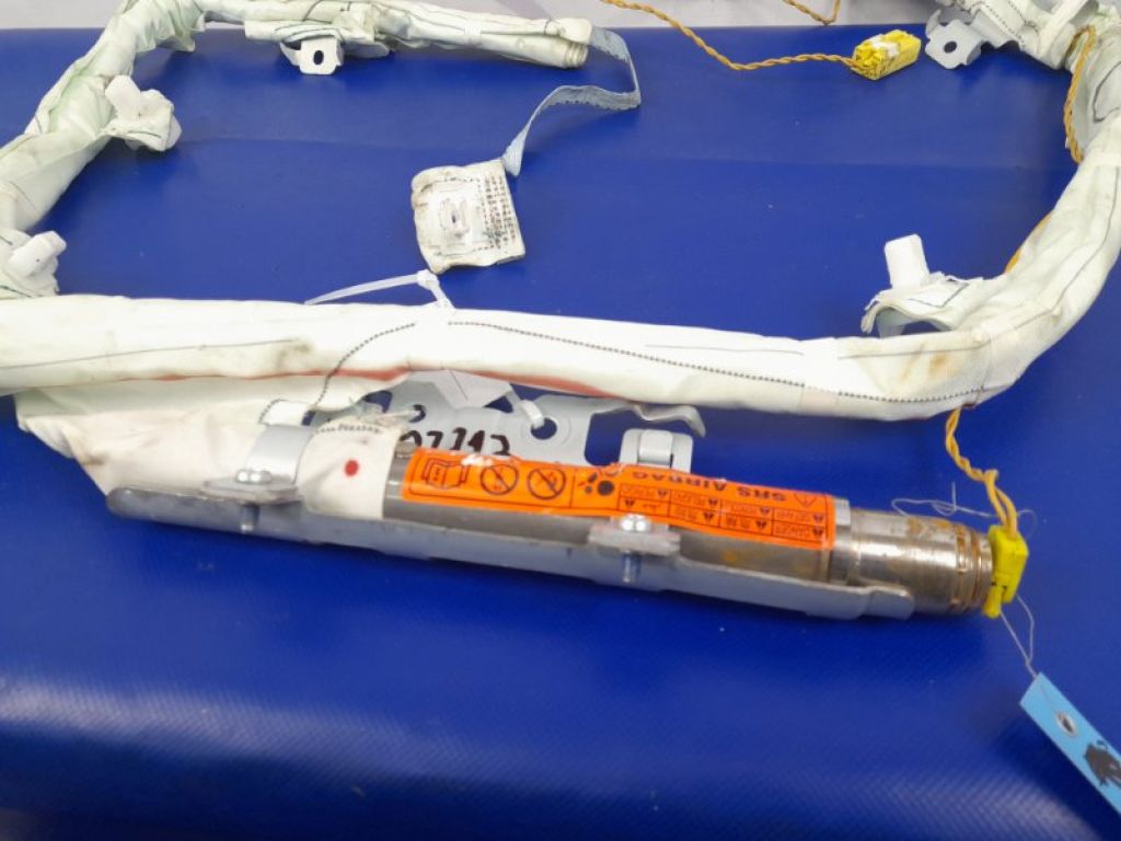 BBM4-57-KN0F | Подушка безопасности (штора) лев. MAZDA 3 BL 09-13 - Фото 3