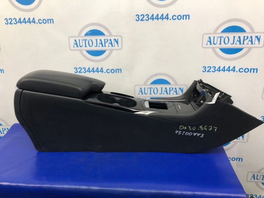 96910-5DL0C | Підлокітник INFINITI QX30 16-20