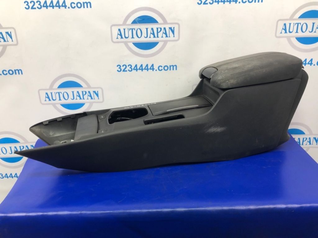 83450-TA0-A11ZA | Подлокотник HONDA ACCORD USA 07-12