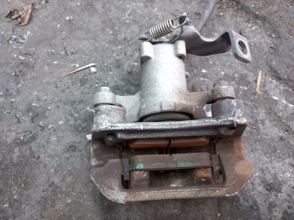 58230-B2000 | Суппорт тормозной задн. прав. KIA SOUL PS 13-19 - Фото 3