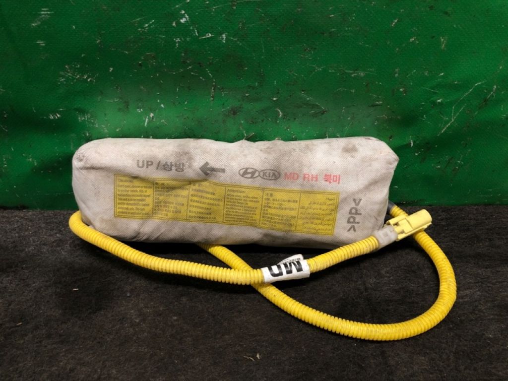 88920-3X500 | Подушка безопасности в сиденье передн. прав. HYUNDAI ELANTRA MD 10-15