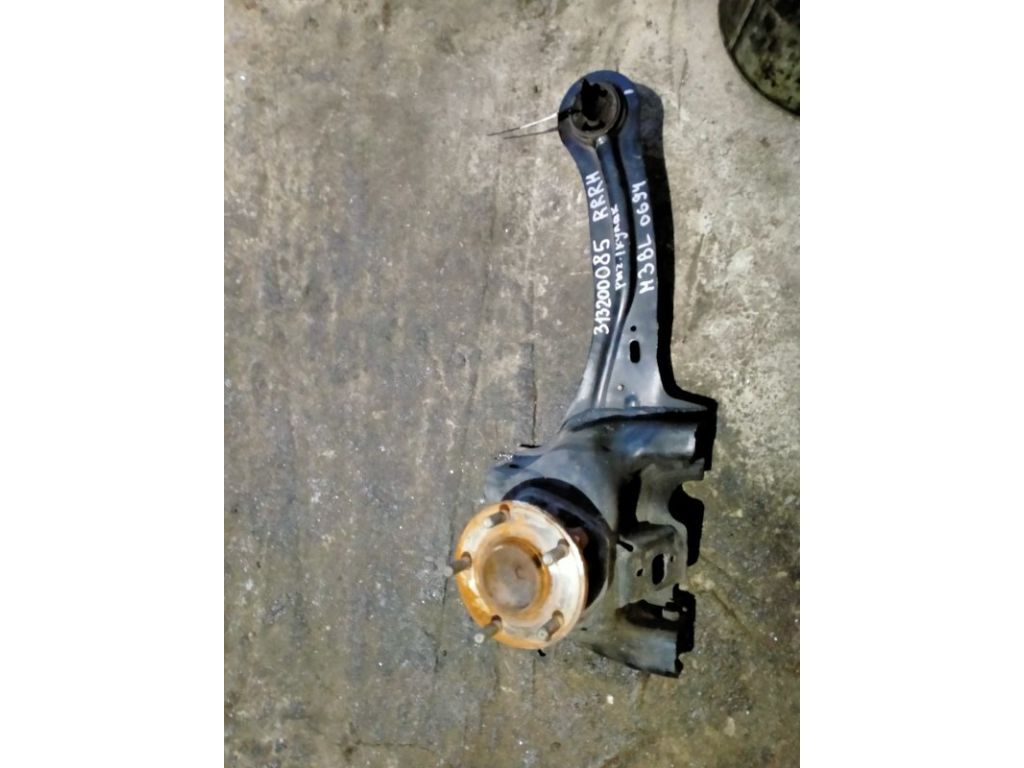 BBM2-26-15XB | Ступица задн. прав. MAZDA 3 BL 09-13