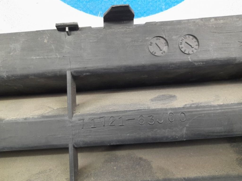 71721-63J10-5PK | Решетка переднего бампера SUZUKI SWIFT 04-11 - Фото 3