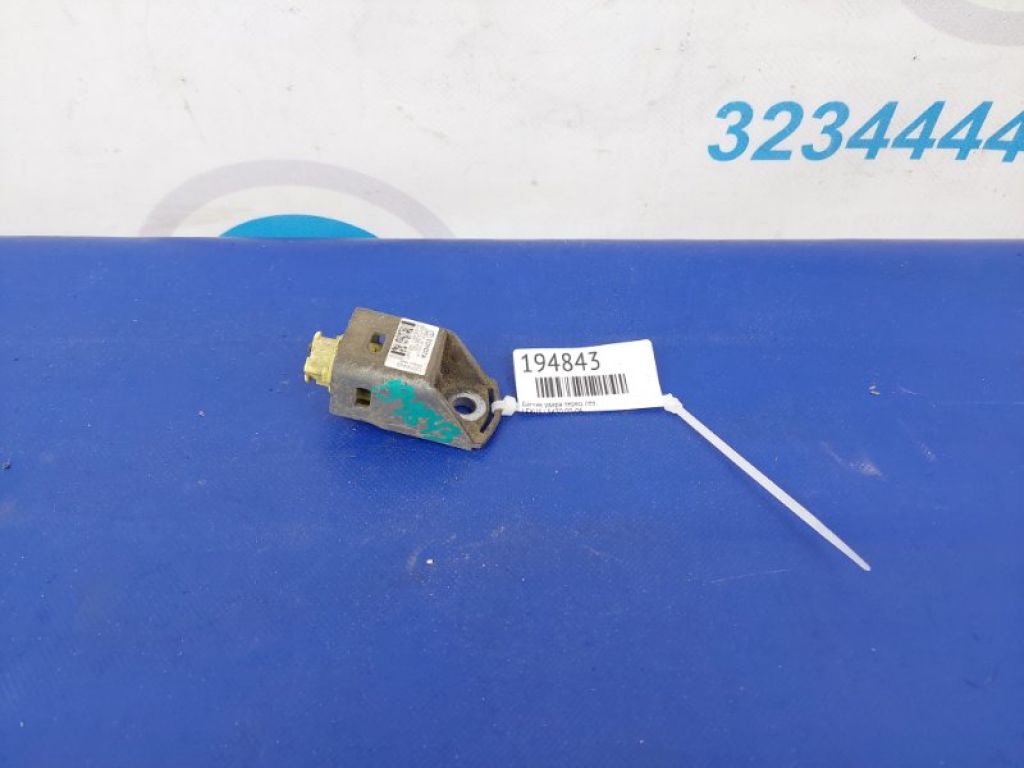 89173-0W100 | Датчик удара передн. лев. LEXUS LS430 00-06