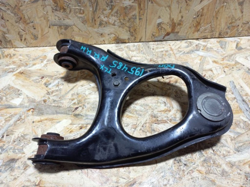 52510-TZ3-A00 | Рычаг задней подвески поперечный верхний прав. ACURA TLX 14-17